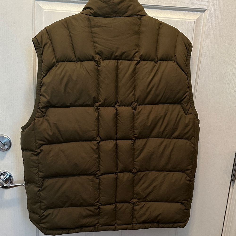 Cabela's Goose Down 650 Fill Olive Green Quilted Puffer Vest Size L Reg - Picture 6 of 7